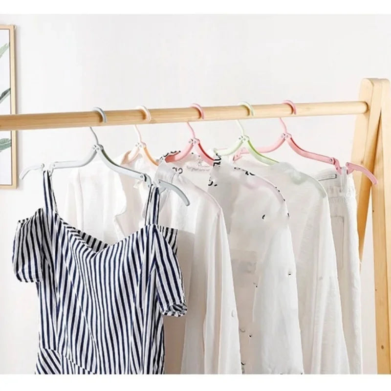 Foldable Portable Clothes Hangers
